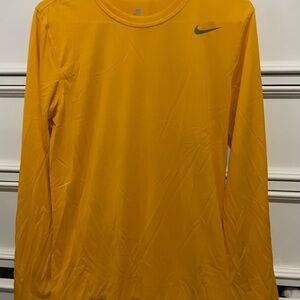 Nike Dri-FIT Golden Tee
